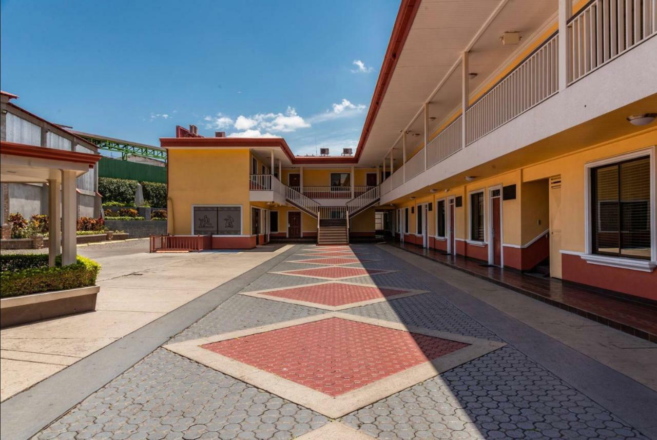 Prado Inn & Suites San José Exteriér fotografie